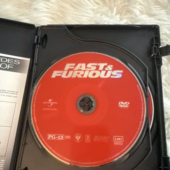 Fast & the Furious (2009) (DVD, 2009) - Picture 3 of 6